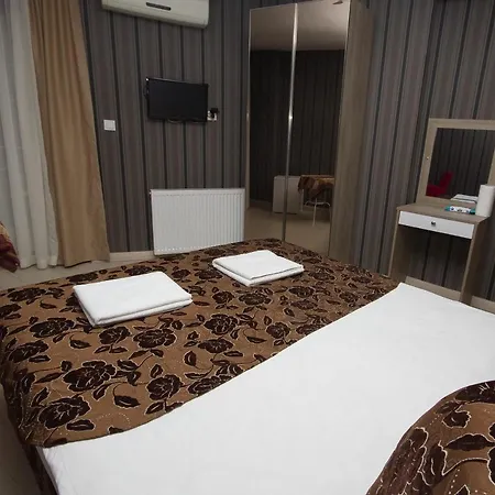 Central Cozy Studio With Balcony In The Historical Area Of Beyoglu